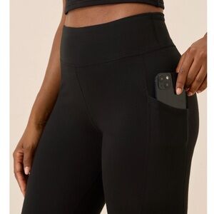 PACT high waisted pocket leggings black Large
